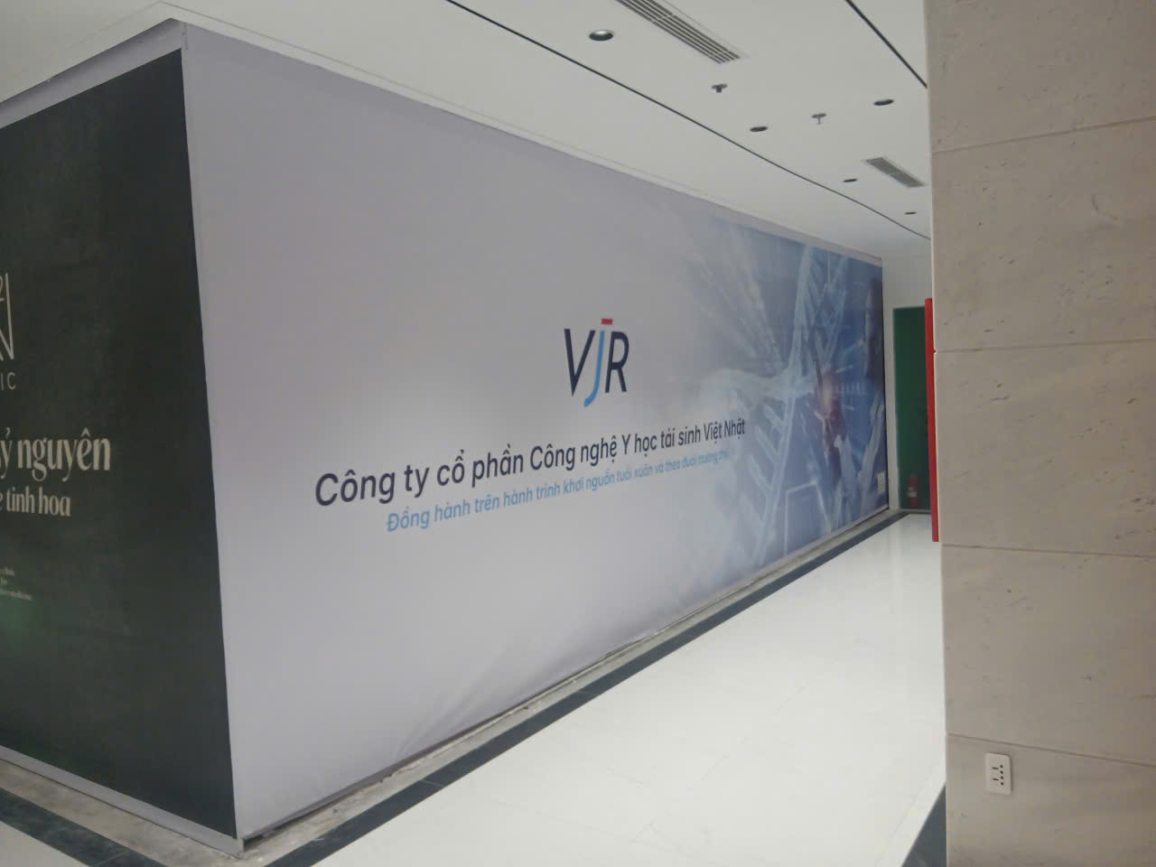 Thi công quảng cáo làm gian hàng TTTM